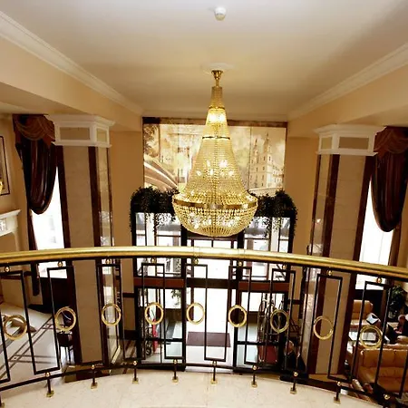 מלון Hotel Minsk מינסק