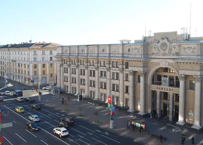 Готель Hotel Minsk