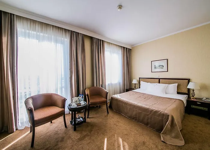 Готель Hotel Minsk