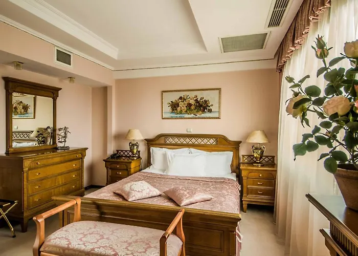 Hotel Minsk Готель 4*