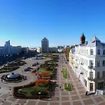 Hotel Minsk Ξενοδοχείο 4*