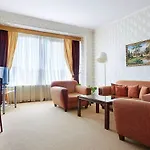 Ξενοδοχείο Hotel Minsk 4*