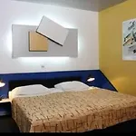 Hotel Minsk Ξενοδοχείο 4*