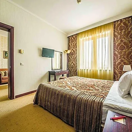 Hotel Hotel Minsk 4*