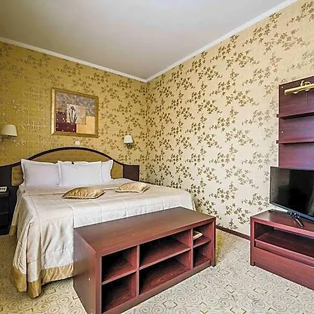 Hotel Minsk 4*