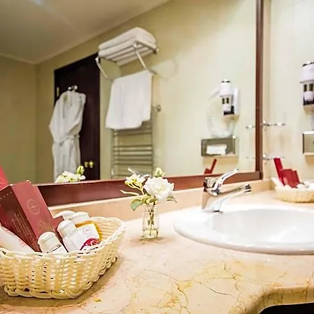 Hotel Minsk Hotel 4*