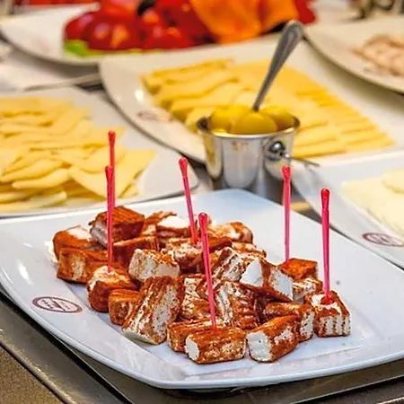 Hotel Minsk 4*