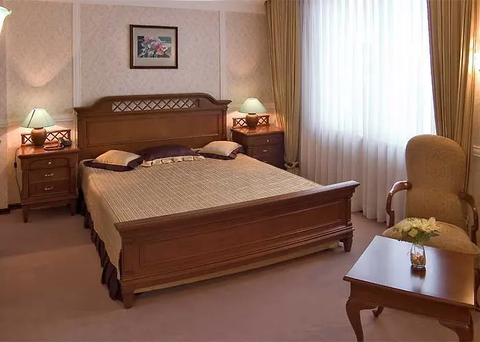 Hotel Minsk Szálloda 4*