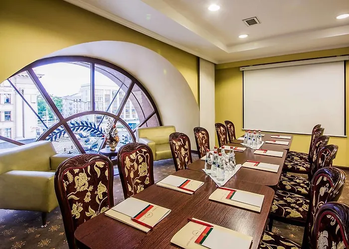 Hotel Minsk Minsk