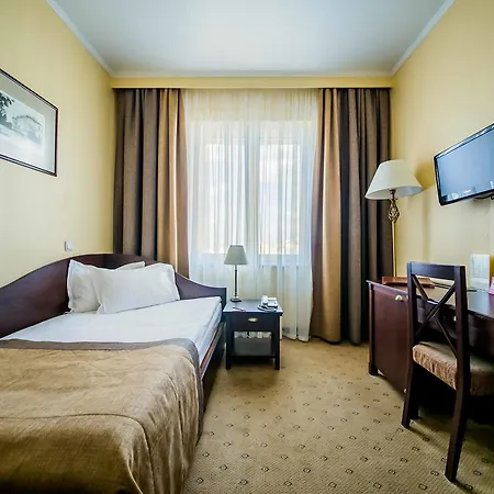 Hotel Minsk 4*