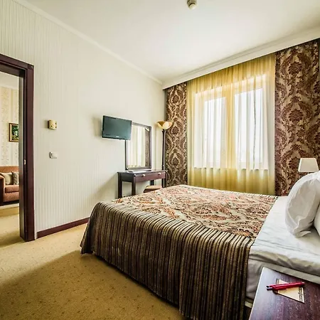 Hotel Minsk Hotel 4*